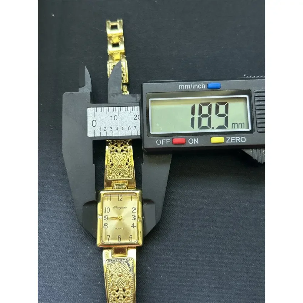 Chaoyada Gold Tone Women’s Quartz Watch